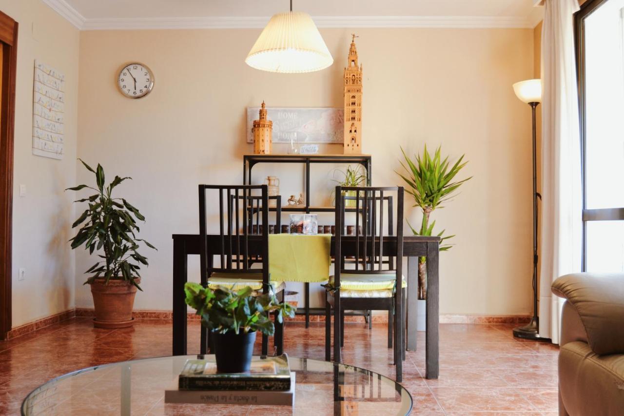El Apartamento De Trini Sevilla Buitenkant foto