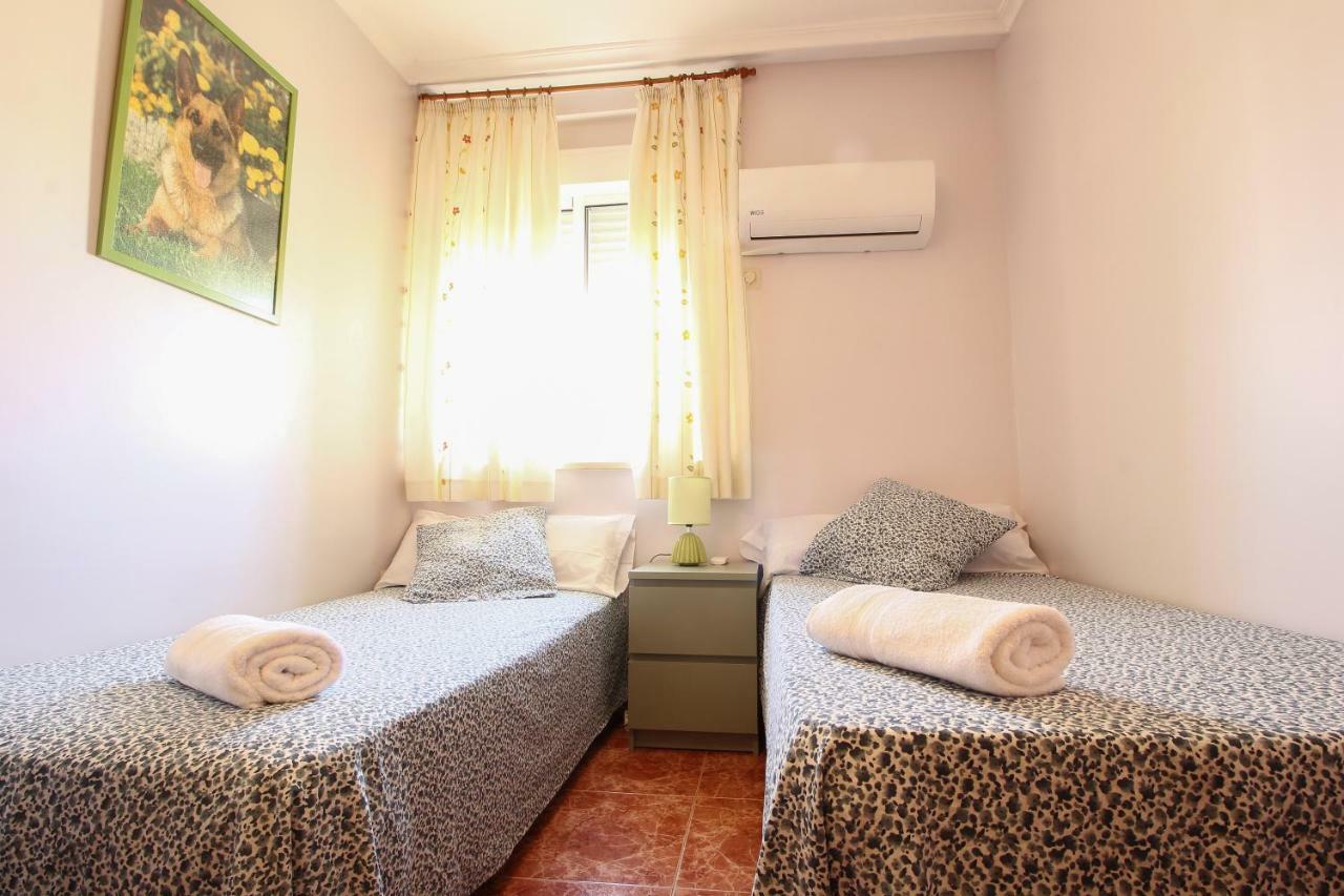 El Apartamento De Trini Sevilla Buitenkant foto